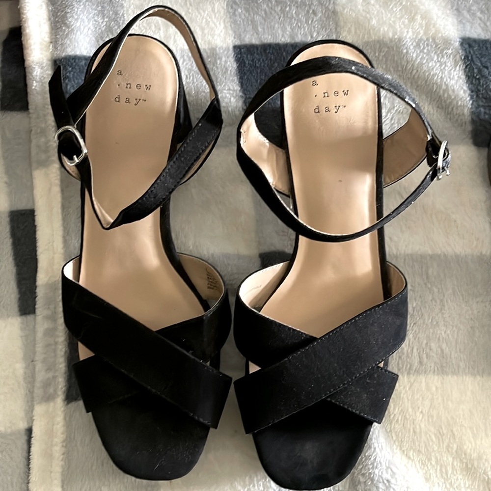 Chunky heel sandals